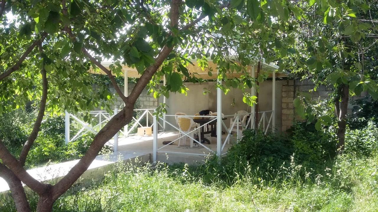 Family Holiday Home. クサール エクステリア 写真